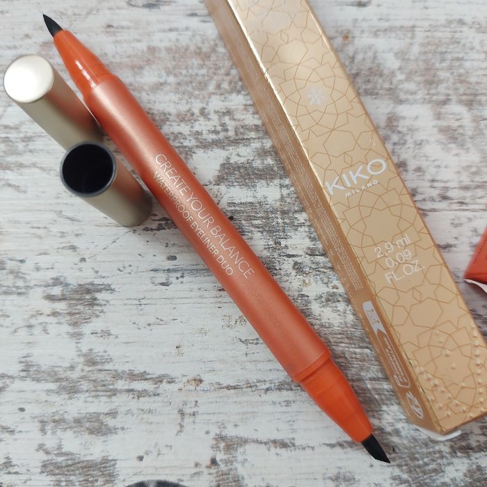 Підводка-маркерводостійка подвійна Kiko Milano Create Your Balance Wa