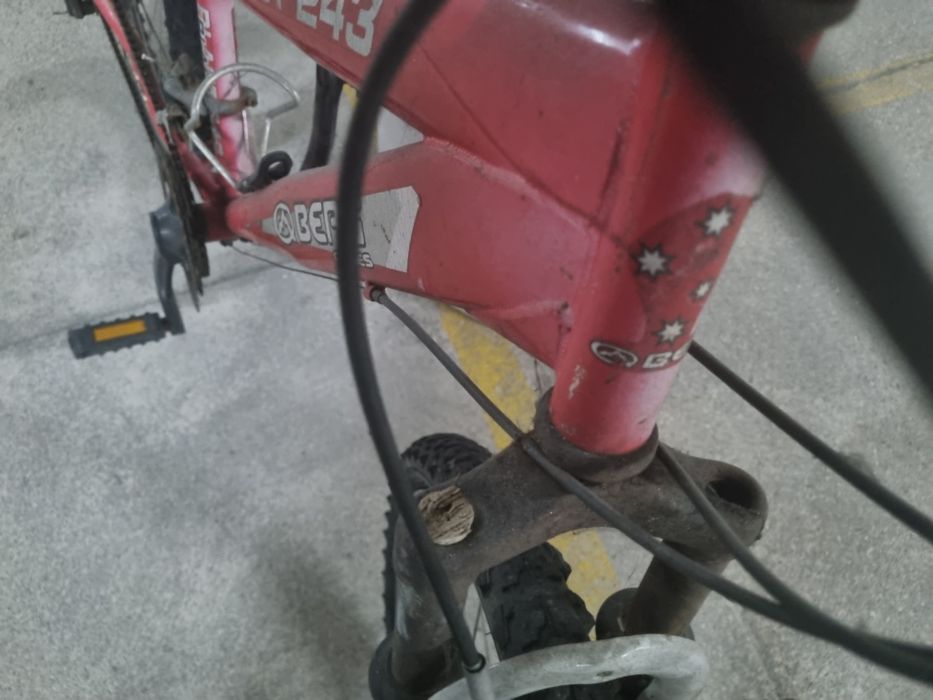 Bicicleta Berg Blast 243