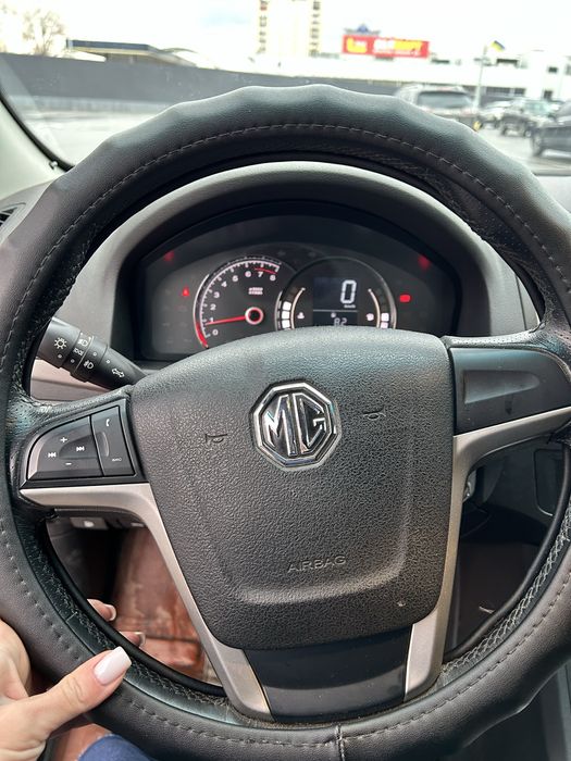 Продам автомобіль  MG 350