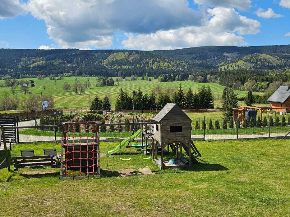 Domek z widokiem na góry, sauna, jacuzzi, Sudety, weekend Zieleniec