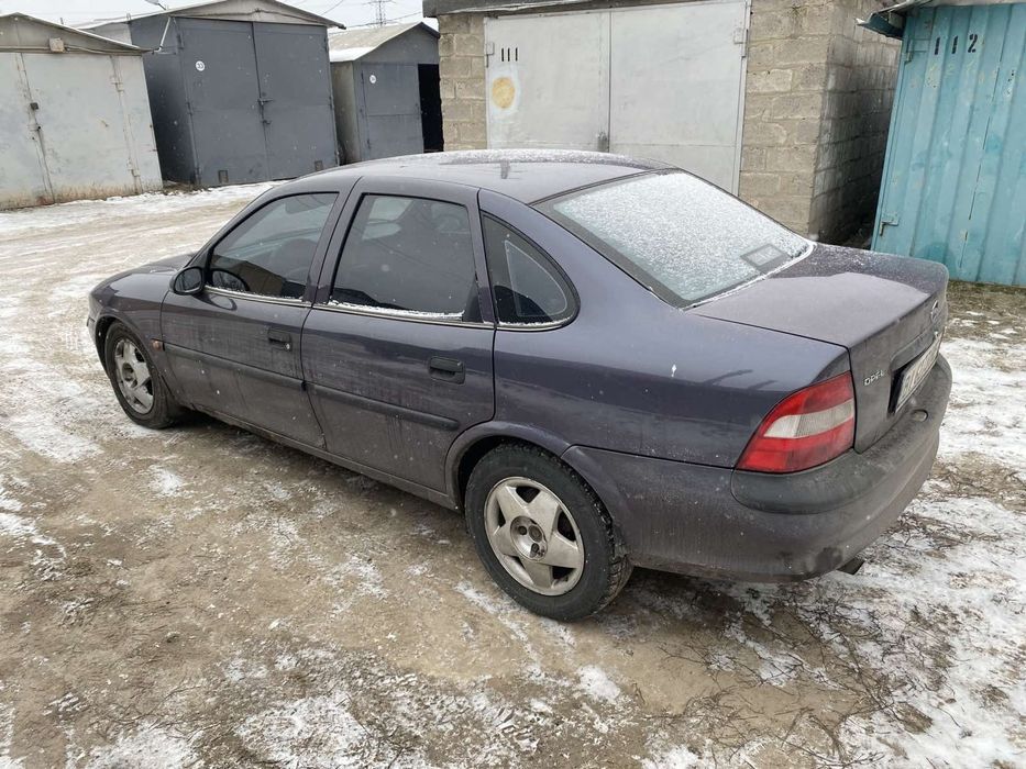 OPEL VECTRA B 1.6, в гарному технічному стані