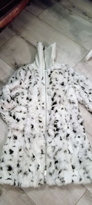 Futro z królika Guess 40/L.