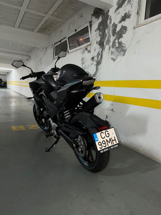 CFMOTO 125 NK (nova com 2 meses)