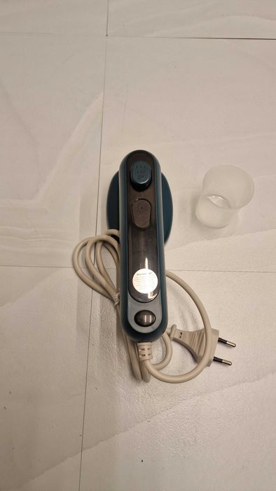 Parownica / mini żelazko do odzieży