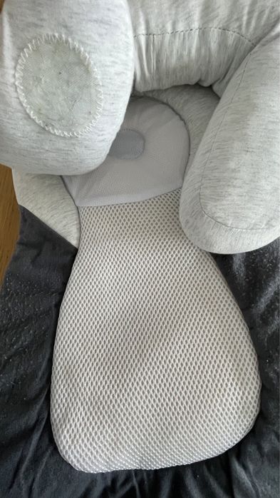 Ninho/almofada de bébè