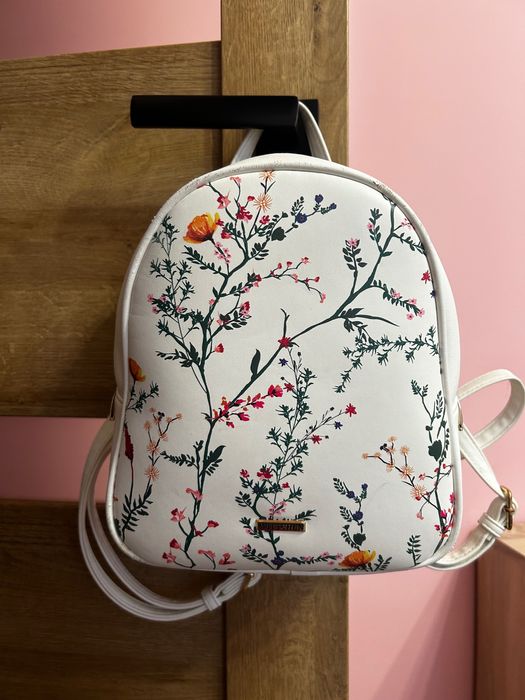 Plecak Wittchen biały w kwiaty mały