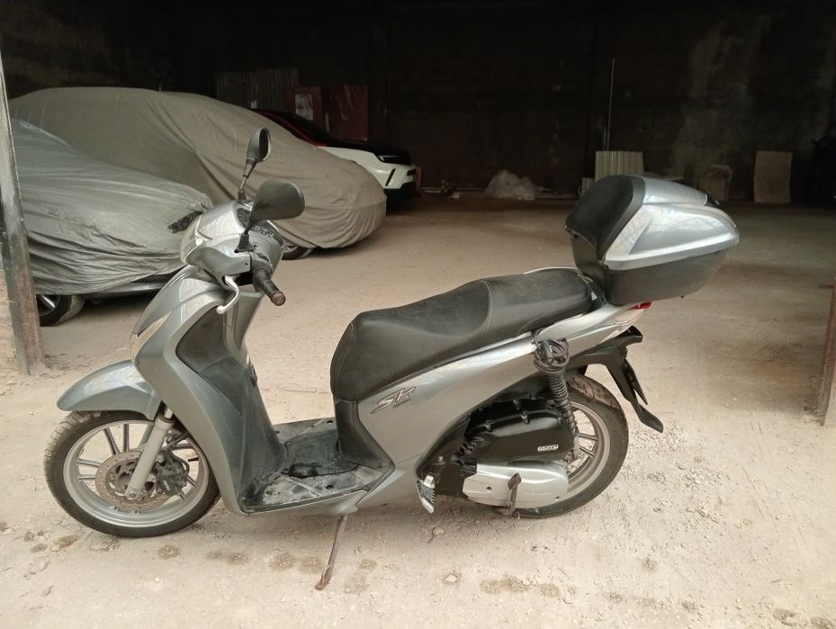 Vendo mota 125 em bom estado