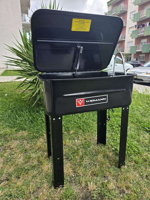 Máquina de lavar peças nova