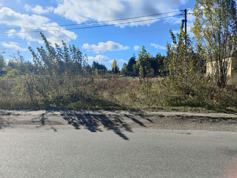 Продаж ділянки під забудову в мальовничому селищі Малютянка