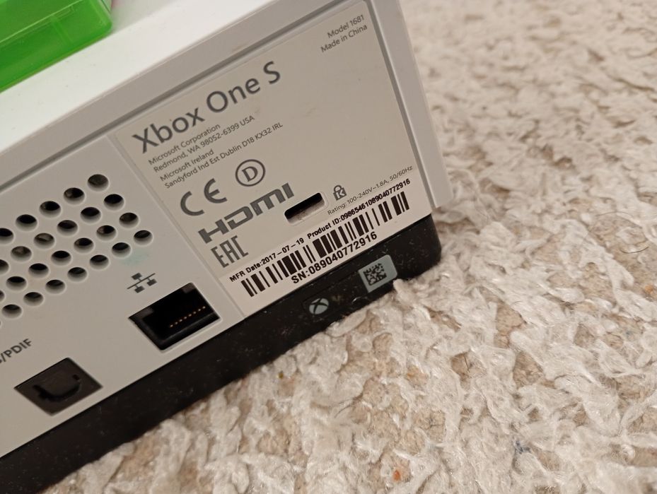 Xbox One s  disponível em bom estado