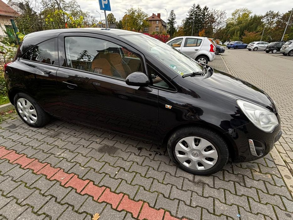 Opel Corsa  1.3cdti 2011r Bogata opcja serwisowana