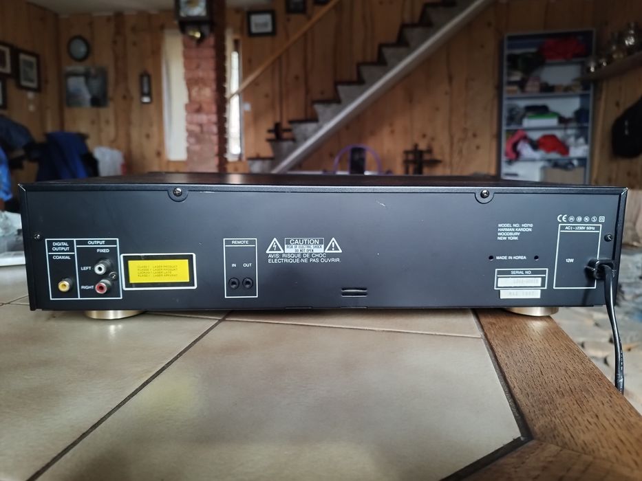 Оригінал CD Player HARMAN KARDON HD 710  в  ідеальном  робочому стані