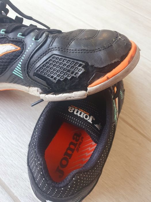 Футзалки "Joma" р. 38 і 39 (потребують ремонту)