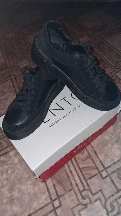 Кроссовки женские  натуральная кожа+замша40р