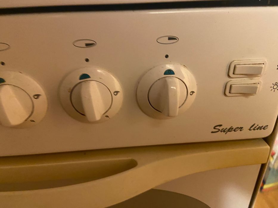 Kuchenka Amica 49,5 x 60 / Wrocław / okolice Sky Tower