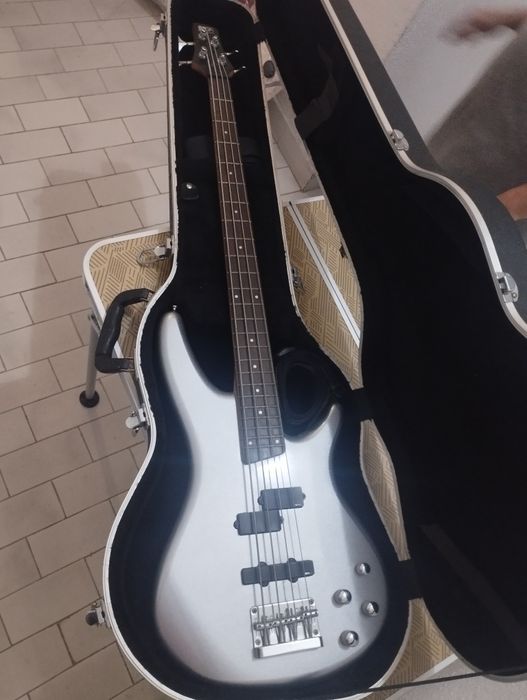 Baixo SDGR Ibanez