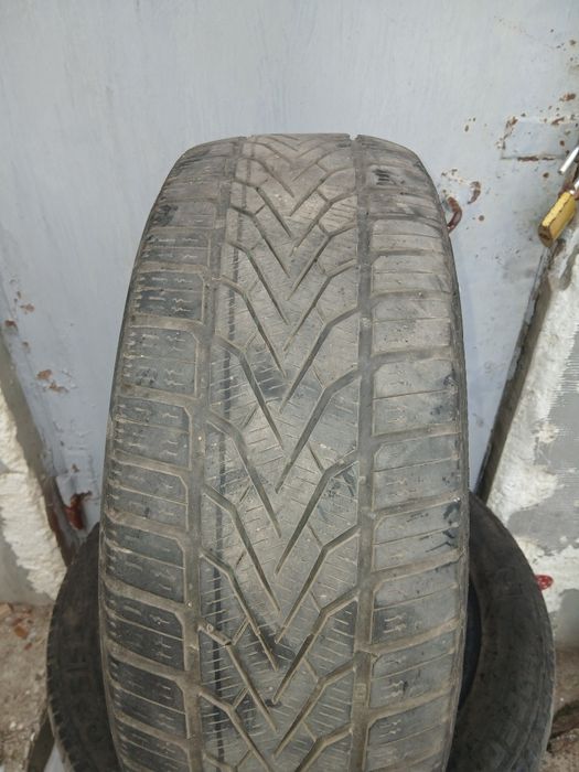Продам земову резину 205/55/16