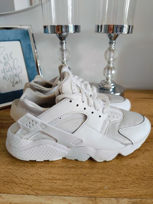 Buty Nike huarache 40 białe