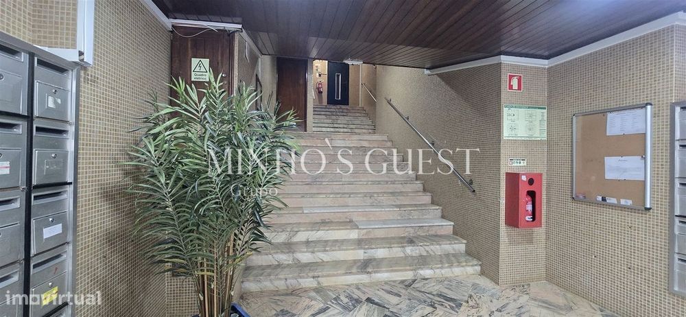Apartamento T3 Totalmente Remodelado c/ varanda - Maximinos, Braga