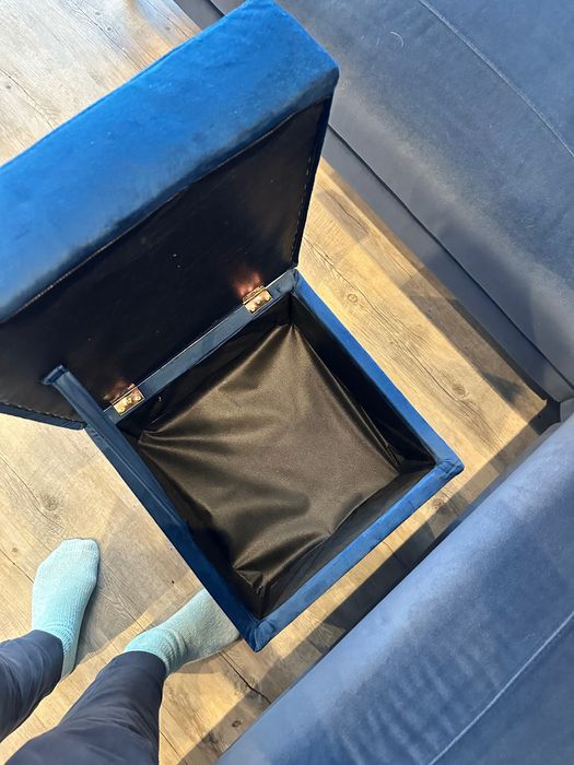 Pufa z otwieranym schowkiem