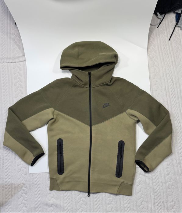 Кофта nike tech fleece s