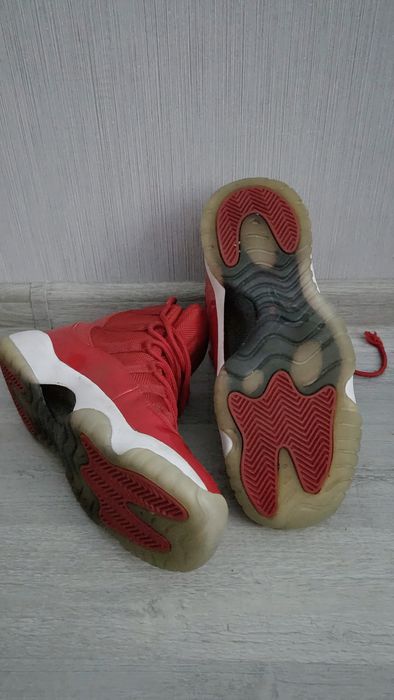 Кросівки  Air Jordan 11 Retro Red 378037-623