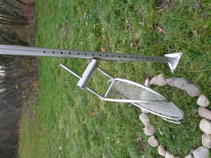 Grill - ruszt nierdzewny na stopie 600