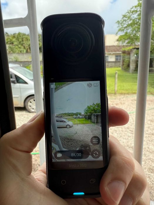 Insta360 X4 (8K) + Stick Original - Estado Novo (Sem Riscos)