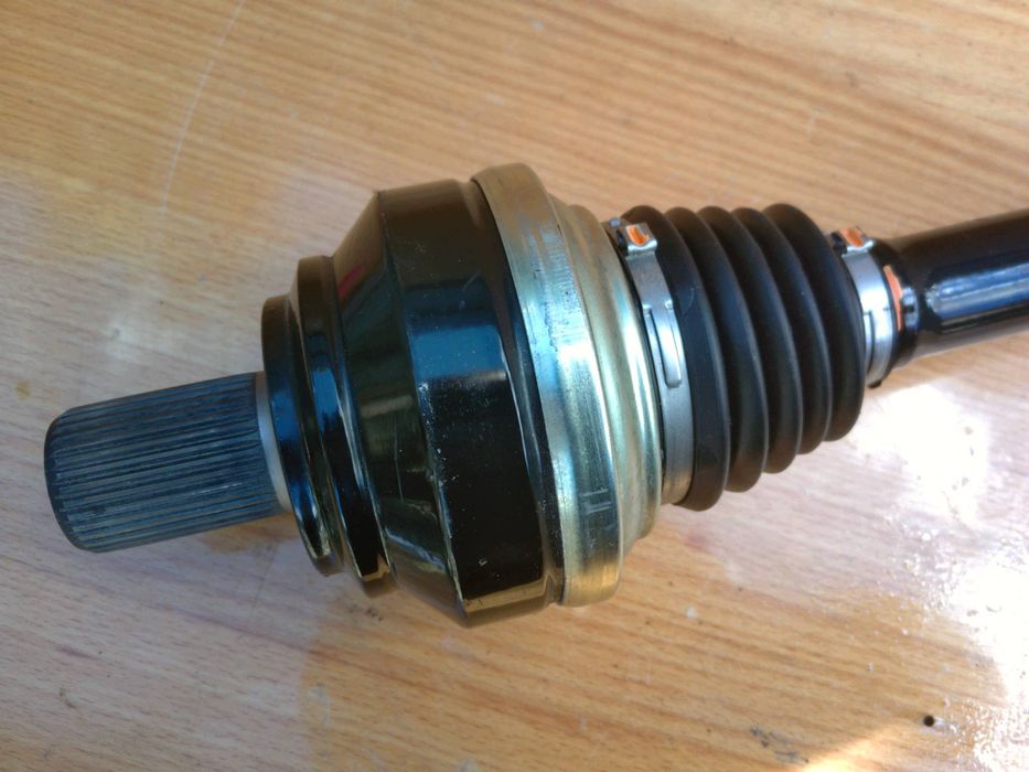 półoś mercedes a290 w290 a2903502600 bdb nowa oryginalna