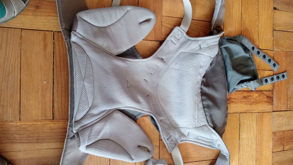 Porta bebés, ErgoBaby como novo