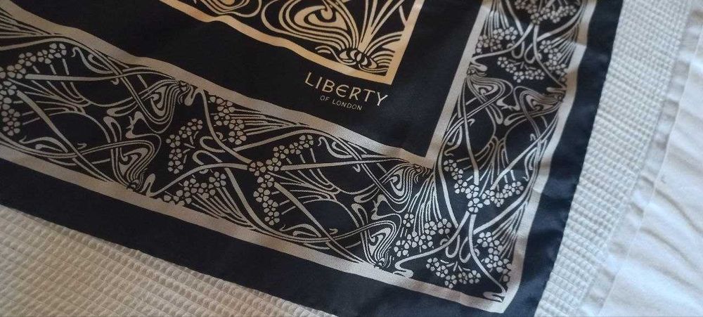 Шовковий платок Liberty of London