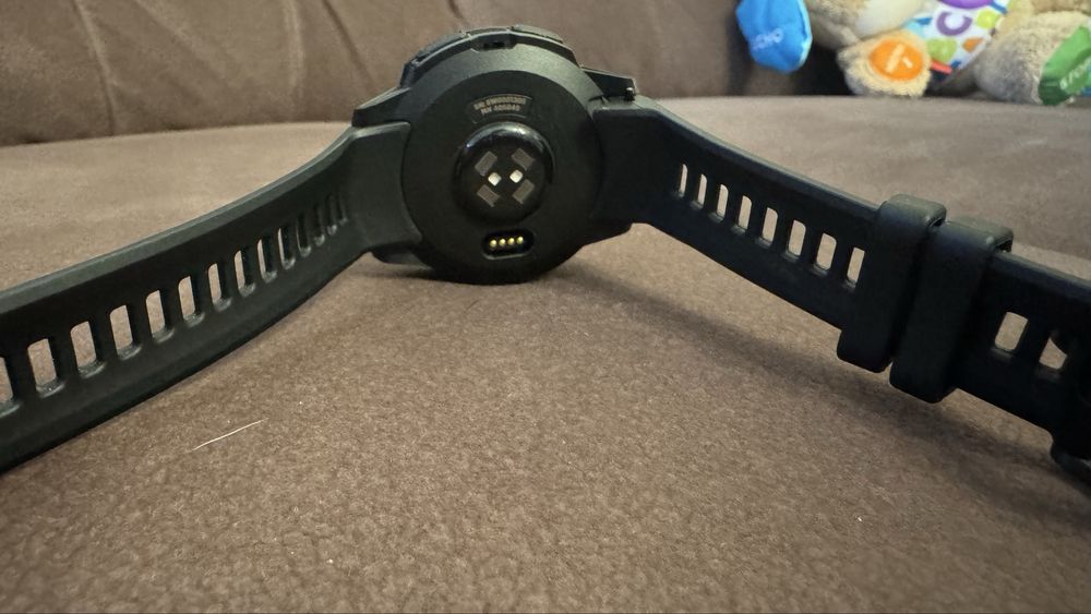 Garmin Instinct Crossover AMOLED Tactical