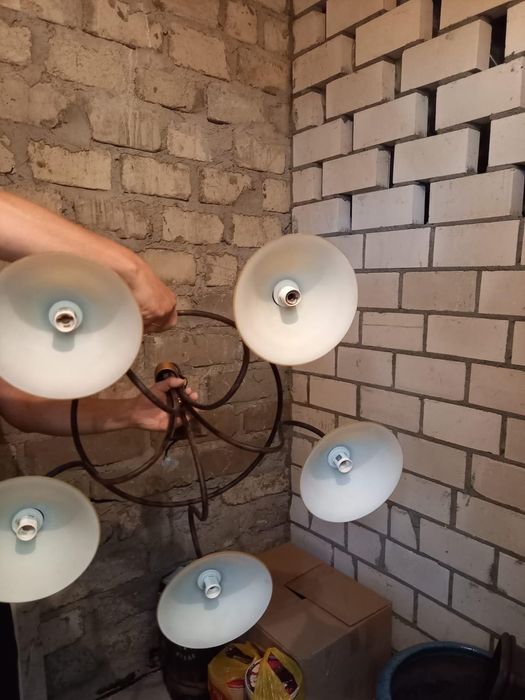 Żyrandol Mosiężny w stylu Księstwa Warszawskiego