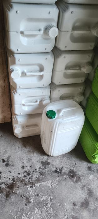 Kanister plastikowy 20L
