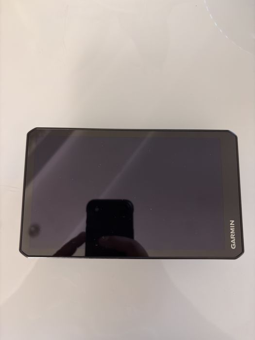 Продам вантажний навігатор Garmin dezl 710