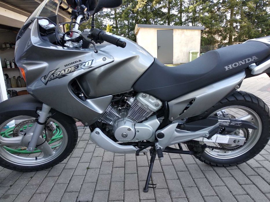 Honda Varadero XL 125 SUPER STAN