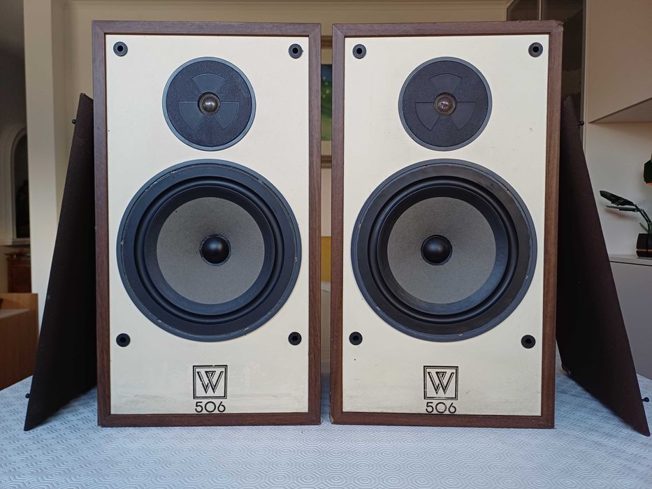 Colunas Vintage Wharfedale W506, com capas