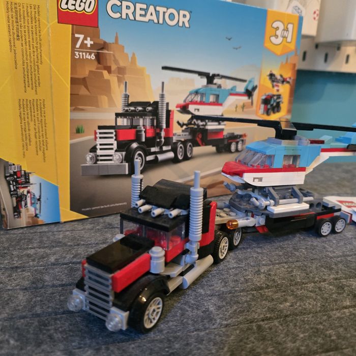 Lego creator 31146
