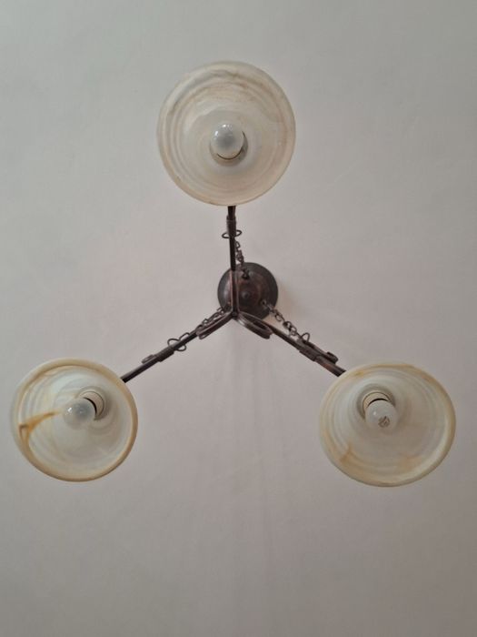 Sprzedam żyrandol / lampę sufitową na 3 żarówki 2 sztuki