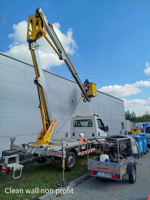 Zwyżka 20 m z operatorem - wynajem.