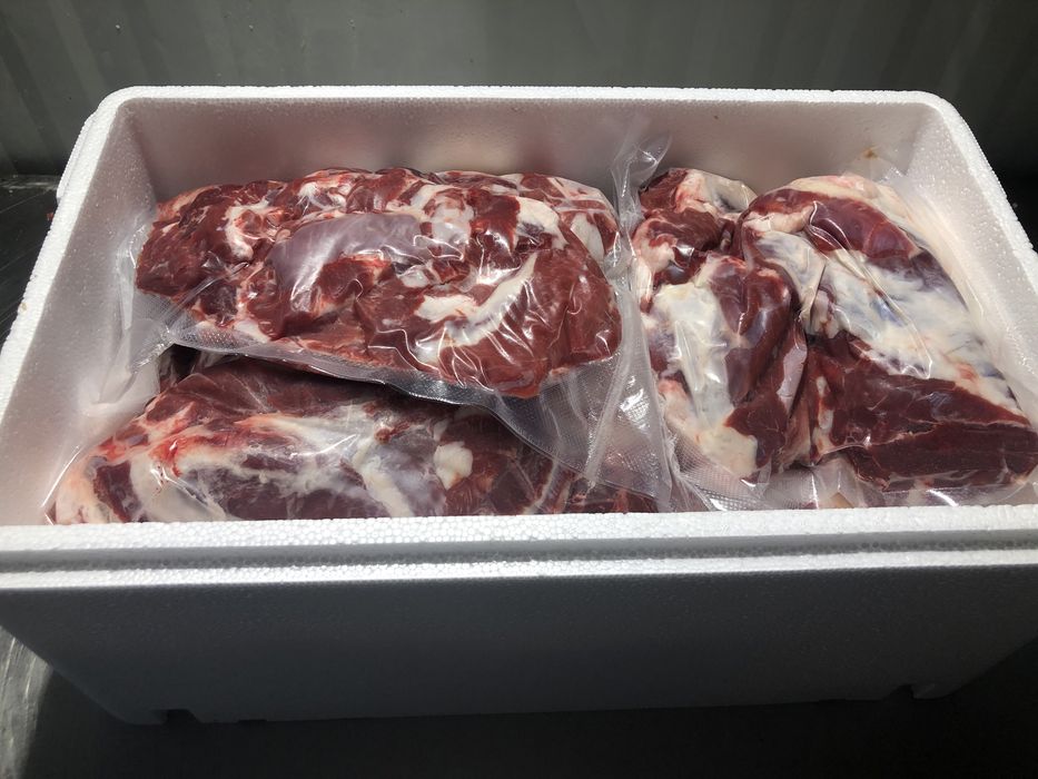 Jagniecina i baranina bez kości, tusze