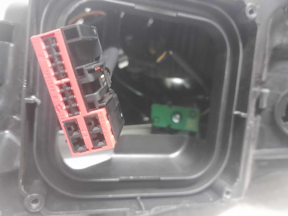 Lampa przednia prawa Renault Zoe Full Led lift