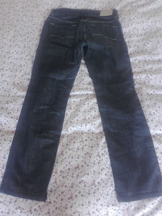 Spodnie jeansowe Boss rozm 34