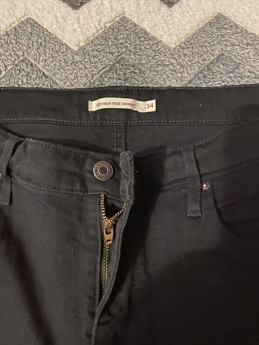 Брюки жіночі, розмір 52.