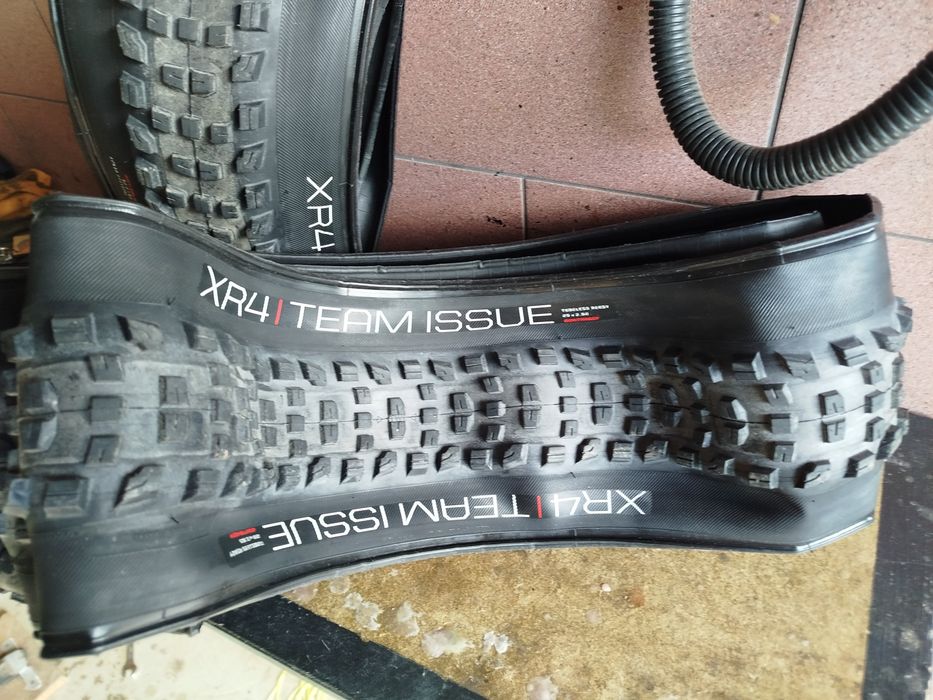 Opony bontrager XR4 Team Issue