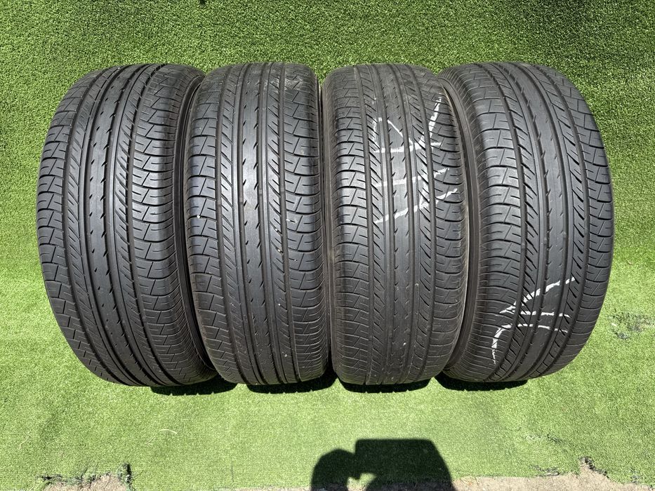 Резина Шини 225/55 R18 Yokohama E70