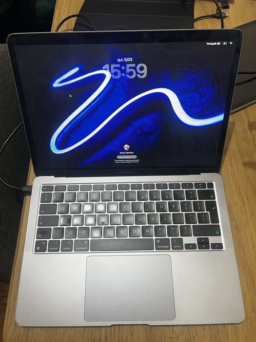 Macbook air M1 16gb RAM 512gb