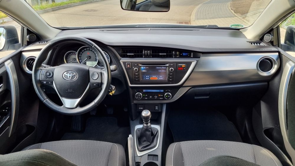 Toyota Auris 1,6 VVTi. Z Niemiec