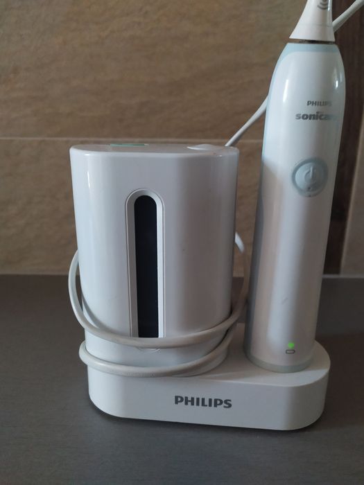 Ładowarka Philips szczoteczka, stacja dezynfekująca UV światło lampa