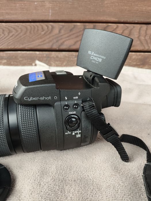 sony dsc r1 - купити фототехніку, відеотехніку - Ціна на OLX.ua